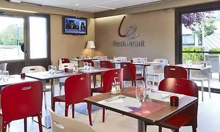西雷恩克劳内钟楼酒店 酒店 3*